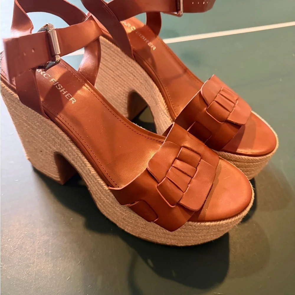 Marc Fisher Tan Espadrille Wedges - Picture 1 of 4